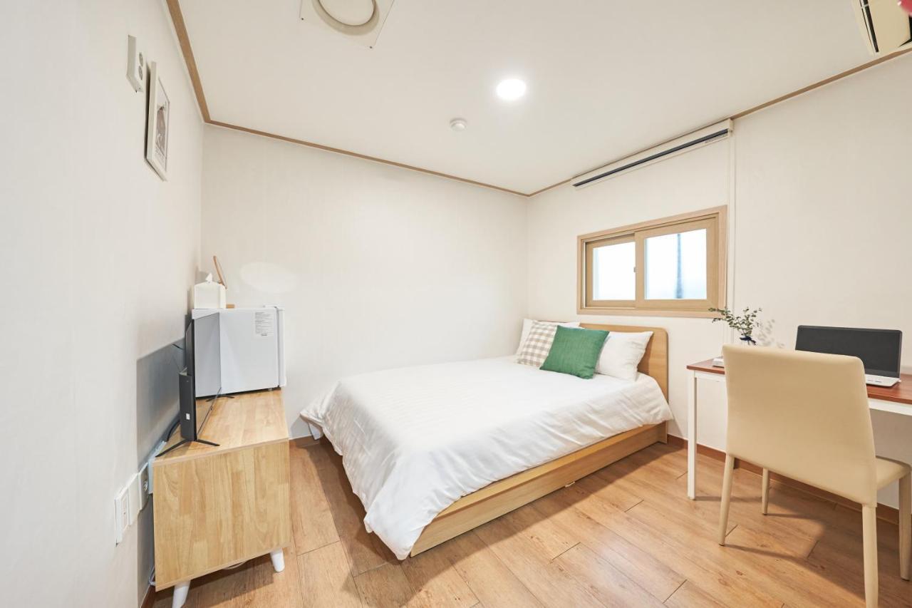 K'Stay Sinchon Seul Exterior foto