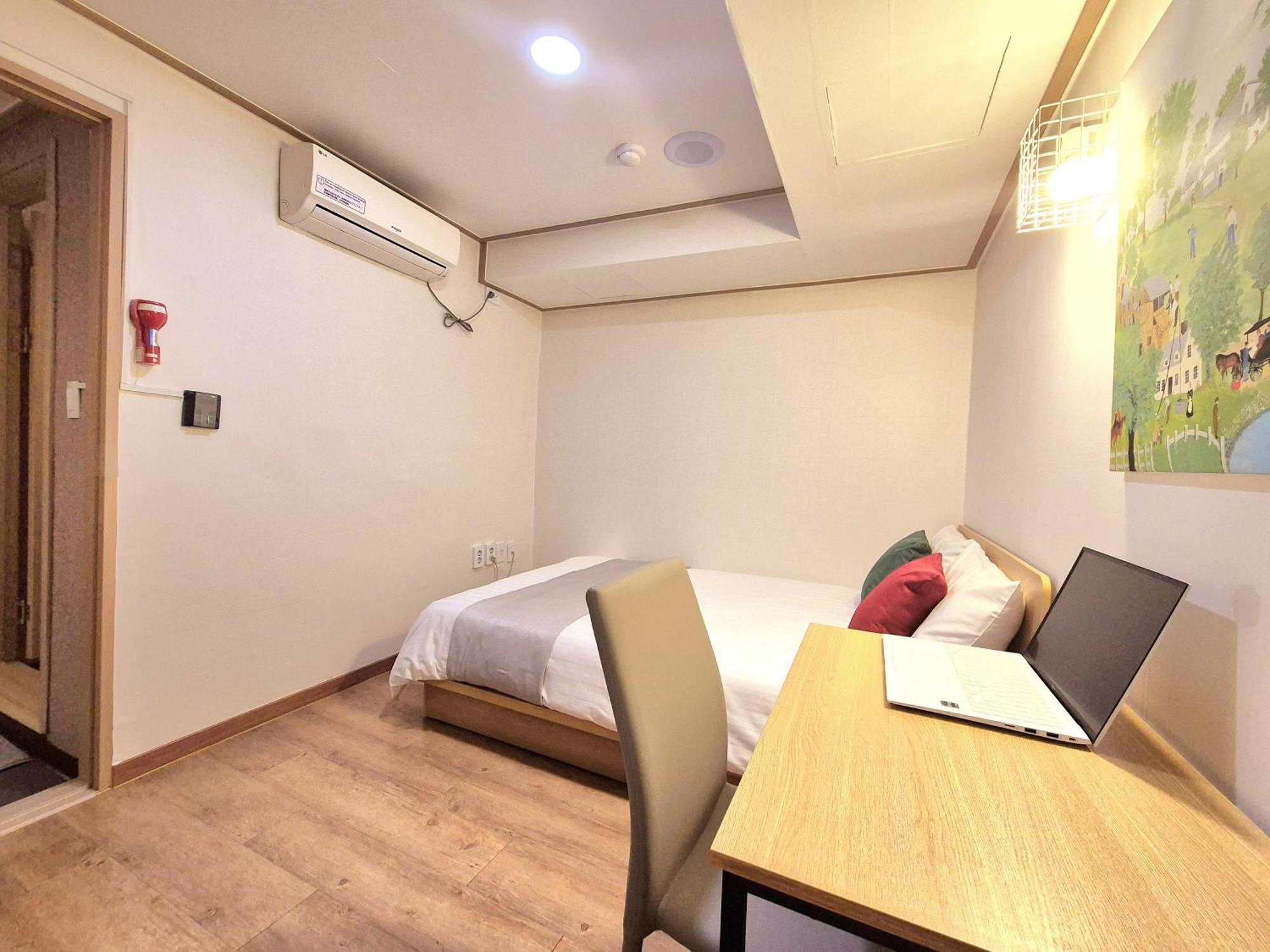K'Stay Sinchon Seul Exterior foto